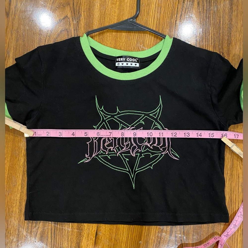 cool.shirtz ‘very cool’ embroidered crop top - Picture 5 of 6